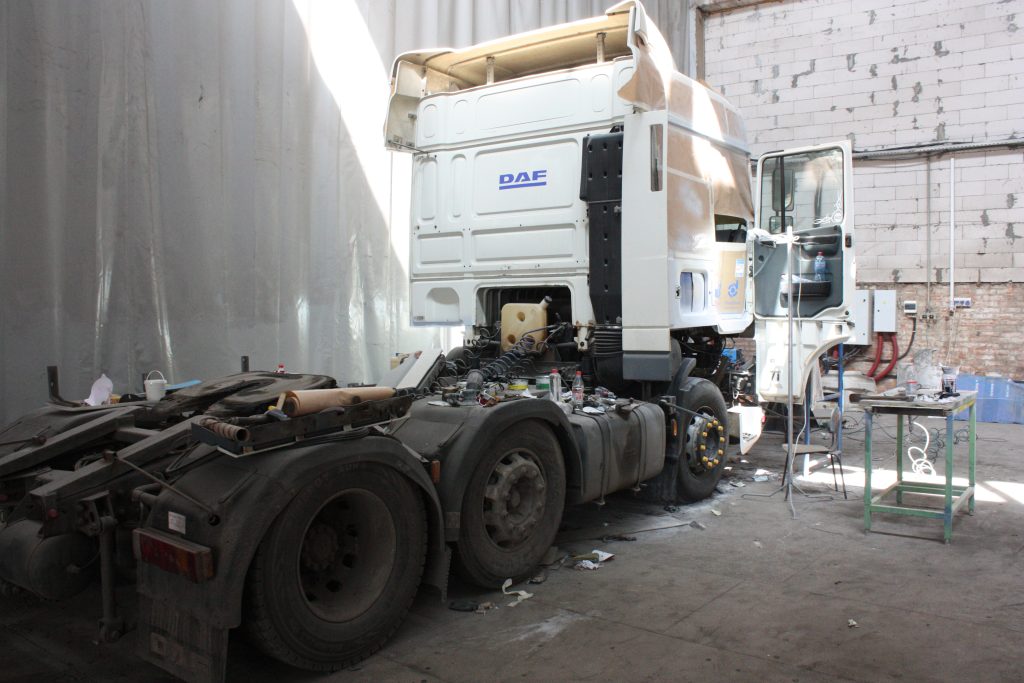 Ремонт кузова вантажівки, спецтехніки, причепів в Полтаві. ☎ 095 6045460